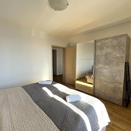 2 Room Apartment - V Blizkosti Nizkych Tatier 406, Apartmany Liptov Liptovský Mikuláš 外观 照片
