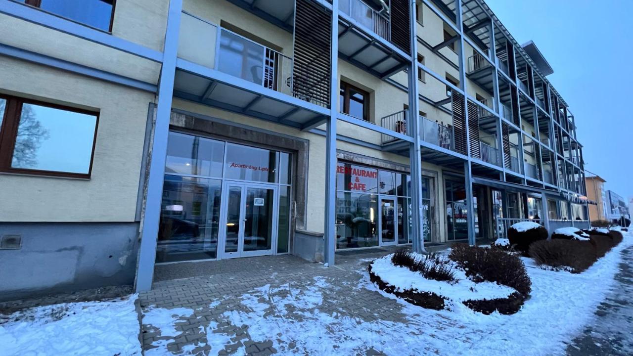 2 Room Apartment - V Blizkosti Nizkych Tatier 406, Apartmany Liptov Liptovský Mikuláš 外观 照片