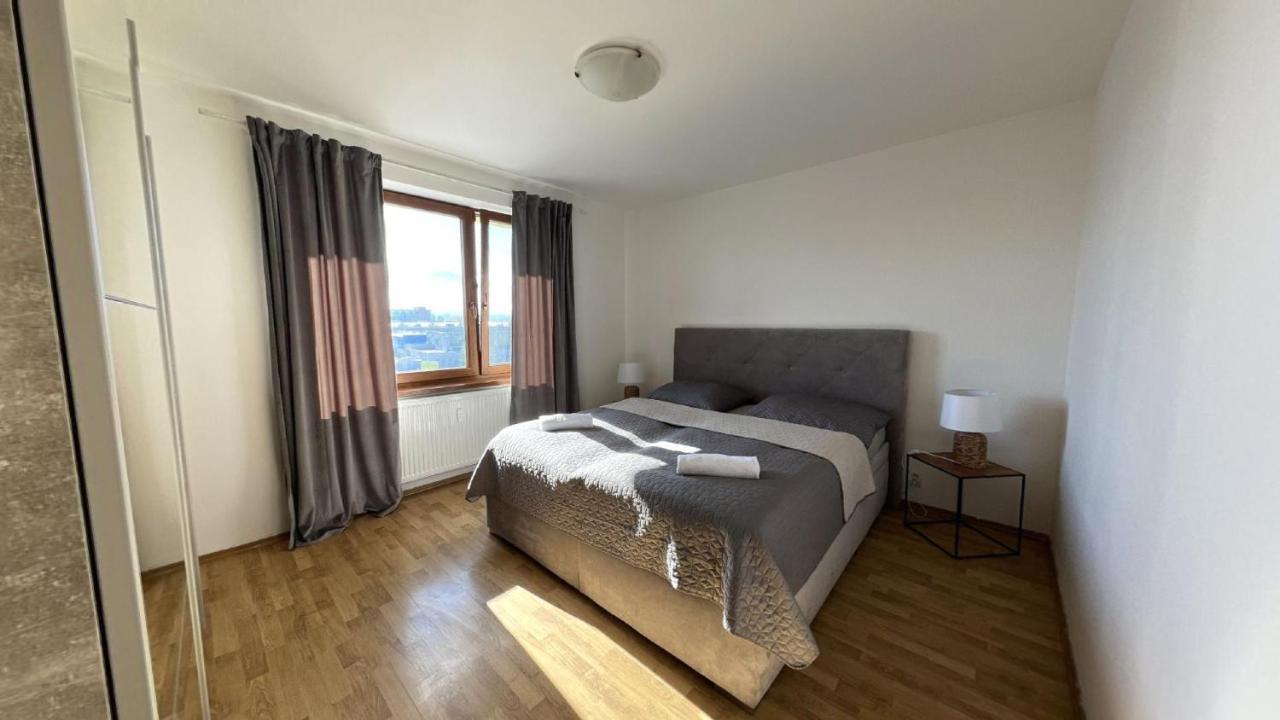 2 Room Apartment - V Blizkosti Nizkych Tatier 406, Apartmany Liptov Liptovský Mikuláš 外观 照片